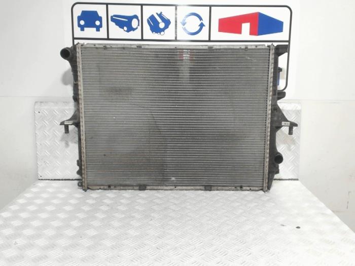 Gebruikte Radiateur Audi Q7 (4LB) 3.0 TDI V6 24V Prijs € 40,00 Margeregeling aangeboden door Automaterialen Ronald Morien B.V.