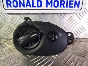 Gebruikte Licht Schakelaar Ford Focus 1 Wagon 1.8 TDdi Prijs € 20,65 Margeregeling aangeboden door Automaterialen Ronald Morien B.V.