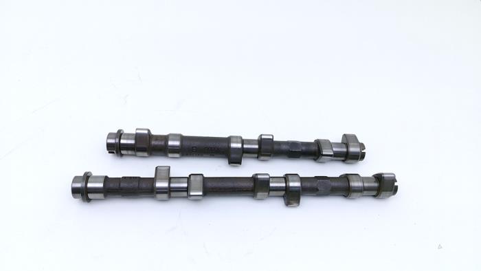 Gebruikte Nokkenas set Volkswagen Golf III (1H1) 2.8 VR6 Prijs € 125,00 Margeregeling aangeboden door Automaterialen Ronald Morien B.V.