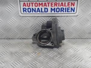 Gebruikte Gasklephuis Audi A8 (D3) 4.0 TDI V8 32V Quattro Prijs € 25,00 Margeregeling aangeboden door Automaterialen Ronald Morien B.V.