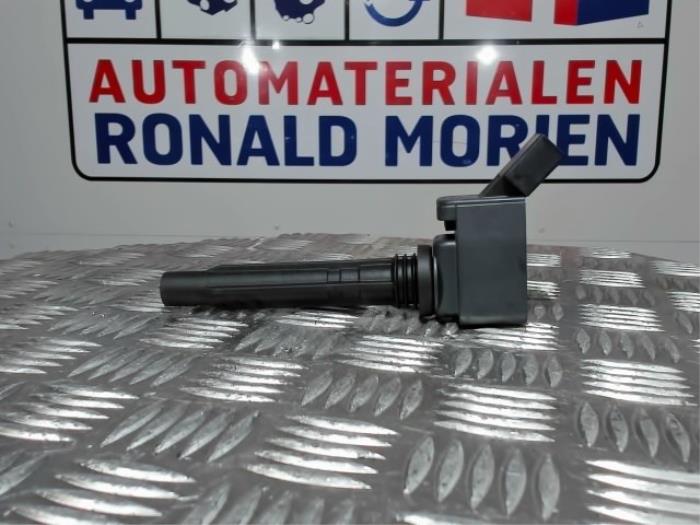 Bobine van een Volkswagen Golf VII (AUA) 2.0 GTI 16V Clubsport 2018