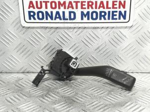 Gebruikte Ruitenwis Schakelaar Volkswagen Scirocco Prijs € 15,00 Margeregeling aangeboden door Automaterialen Ronald Morien B.V.