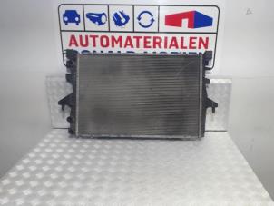 Gebruikte Radiateur Volkswagen Transporter T5 1.9 TDi Prijs € 30,00 Margeregeling aangeboden door Automaterialen Ronald Morien B.V.