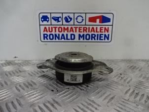 Gebruikte Versnellingsbak Steun Fiat 500 Abarth Prijs € 25,00 Margeregeling aangeboden door Automaterialen Ronald Morien B.V.