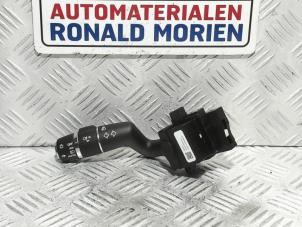 Gebruikte Schakelaar Richtingaanwijzer Landrover Discovery Sport (LC) 2.2 sd4 16V Prijs € 49,00 Margeregeling aangeboden door Automaterialen Ronald Morien B.V.
