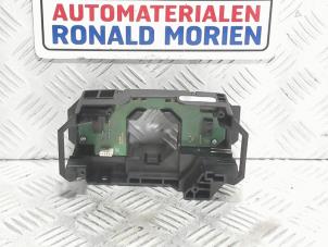 Gebruikte Stuurkolom module Landrover Discovery Sport (LC) 2.2 sd4 16V Prijs € 20,00 Margeregeling aangeboden door Automaterialen Ronald Morien B.V.