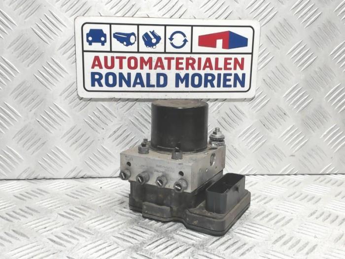 Gebruikte ABS Pomp Fiat 500 Abarth Prijs € 95,00 Margeregeling aangeboden door Automaterialen Ronald Morien B.V.