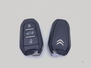 Gebruikte Sleutel Citroen C4 Spacetourer (3D/3E) 1.6 BlueHDI 120 Prijs € 59,00 Margeregeling aangeboden door Automaterialen Ronald Morien B.V.