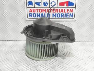 Gebruikte Aanjager Audi A4 (B5) 1.8 20V Turbo Prijs € 49,00 Margeregeling aangeboden door Automaterialen Ronald Morien B.V.