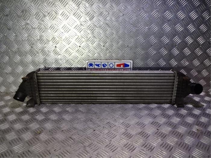 Gebruikte Intercooler Volvo V40 (MV) 1.6 D2 Prijs € 59,00 Margeregeling aangeboden door Automaterialen Ronald Morien B.V.
