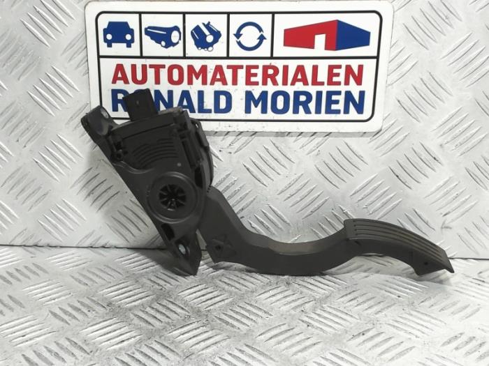 Gebruikte Sensor Gaspedaalpositie Volvo V40 (MV) 1.6 D2 Prijs € 12,40 Margeregeling aangeboden door Automaterialen Ronald Morien B.V.