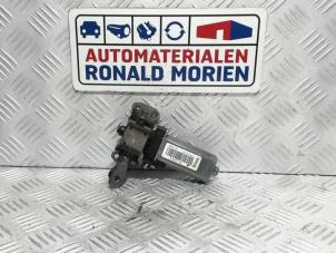 Gebruikte Stoelmotor Volvo V40 (MV) 1.6 D2 Prijs € 30,00 Margeregeling aangeboden door Automaterialen Ronald Morien B.V.