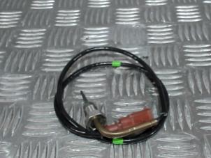 Gebruikte Uitlaat temperatuursensor Volkswagen Touran (5T1) 2.0 TDI 150 Prijs € 78,65 Inclusief btw aangeboden door Automaterialen Ronald Morien B.V.