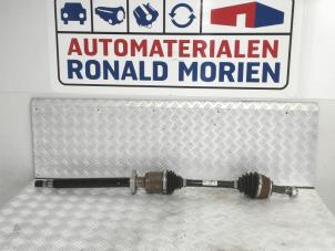 Gebruikte Steekas rechts-voor Opel Mokka/Mokka X 1.4 Turbo 16V 4x2 Prijs € 125,00 Margeregeling aangeboden door Automaterialen Ronald Morien B.V.