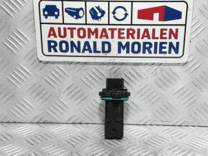 Gebruikte Luchtmassameter Opel Mokka/Mokka X 1.4 Turbo 16V 4x2 Prijs € 13,70 Margeregeling aangeboden door Automaterialen Ronald Morien B.V.