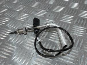 Gebruikte Uitlaat temperatuursensor Volkswagen Golf VIII (CD1) 2.0 TDI BlueMotion 16V Prijs € 50,00 Inclusief btw aangeboden door Automaterialen Ronald Morien B.V.