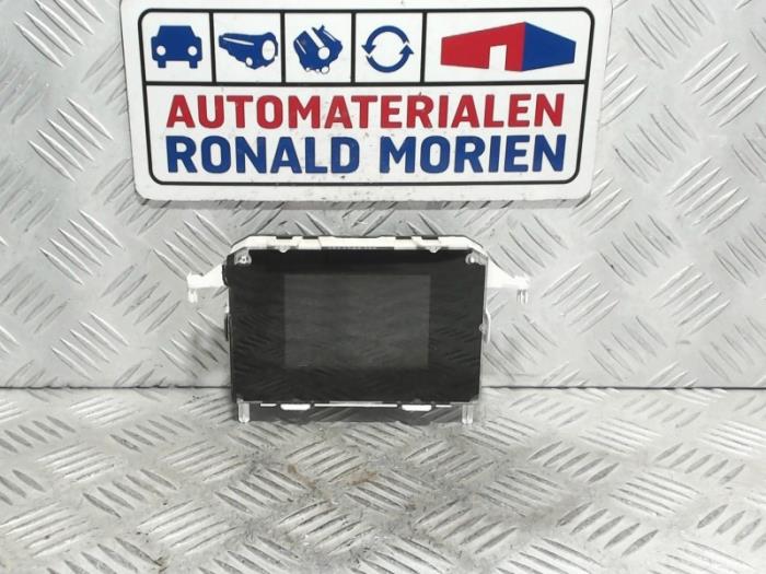Gebruikte Display Interieur Ford Transit Courier 1.5 TDCi 75 Prijs € 35,00 Margeregeling aangeboden door Automaterialen Ronald Morien B.V.