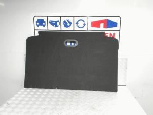 Gebruikte Vloerplaat bagageruimte Ford B-Max (JK8) 1.6 Ti-VCT 16V Prijs € 49,00 Margeregeling aangeboden door Automaterialen Ronald Morien B.V.