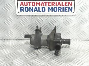 Gebruikte Watercirculatiepomp Volkswagen Sharan (7M8/M9/M6) 1.9 TDI 115 4Motion Prijs € 35,00 Margeregeling aangeboden door Automaterialen Ronald Morien B.V.