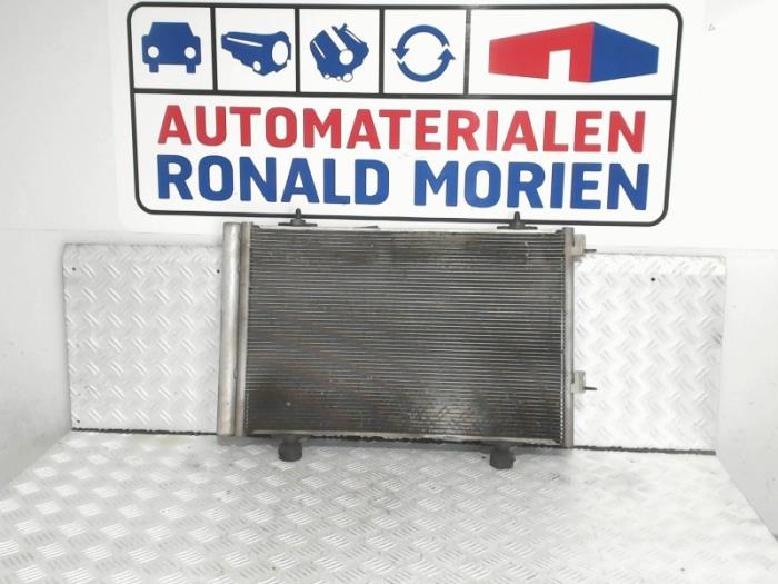 Gebruikte Airco Condensor Peugeot 508 SW (8E/8U) 1.6 HDiF 16V Prijs € 30,00 Margeregeling aangeboden door Automaterialen Ronald Morien B.V.