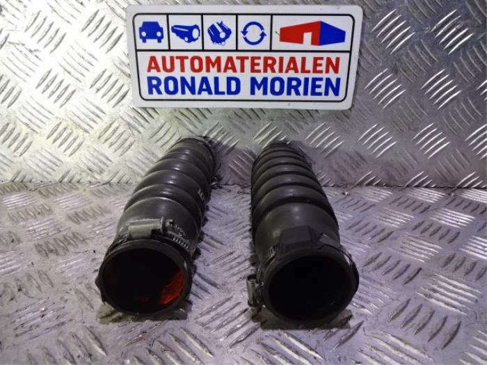 Gebruikte Intercooler Buis Peugeot 508 SW (8E/8U) 1.6 HDiF 16V Prijs € 29,00 Margeregeling aangeboden door Automaterialen Ronald Morien B.V.