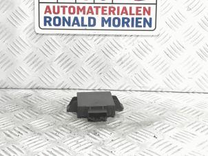 Gebruikte Alarm module Volkswagen Phaeton (3D) 4.2 V8 40V 4Motion Prijs € 19,00 Margeregeling aangeboden door Automaterialen Ronald Morien B.V.