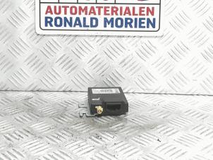 Gebruikte AAC Unit Computerkachel Volkswagen Phaeton (3D) 4.2 V8 40V 4Motion Prijs € 65,00 Margeregeling aangeboden door Automaterialen Ronald Morien B.V.