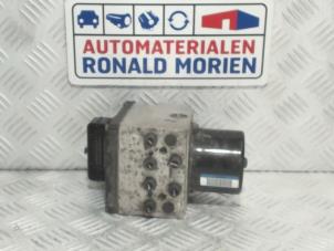 Gebruikte ABS Pomp Volkswagen Passat Variant (3C5) 2.0 FSI 16V Prijs € 95,00 Margeregeling aangeboden door Automaterialen Ronald Morien B.V.