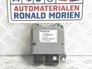 Gebruikte Module Airbag Volvo V40 (MV) 2.0 T2 16V Prijs € 75,00 Margeregeling aangeboden door Automaterialen Ronald Morien B.V.