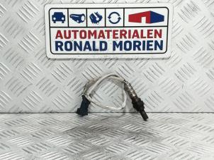 Gebruikte Lambda Sonde Peugeot 208 I (CA/CC/CK/CL) 1.4 16V Prijs € 25,00 Margeregeling aangeboden door Automaterialen Ronald Morien B.V.