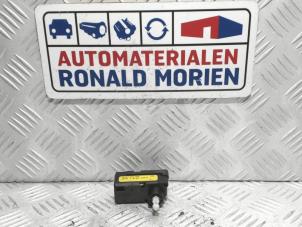 Gebruikte Motor Koplamp Volkswagen Transporter T5 1.9 TDi Prijs € 15,00 Margeregeling aangeboden door Automaterialen Ronald Morien B.V.