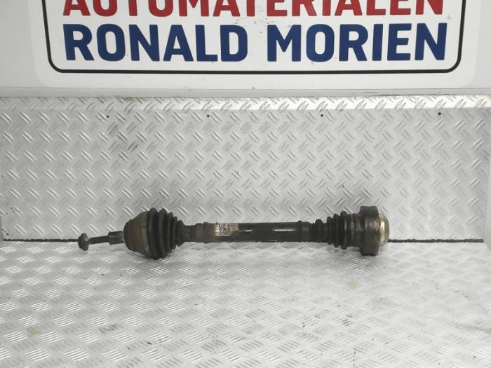 Gebruikte Steekas rechts-voor Audi TT (8N3) 1.8 20V Turbo Quattro Prijs € 45,00 Margeregeling aangeboden door Automaterialen Ronald Morien B.V.