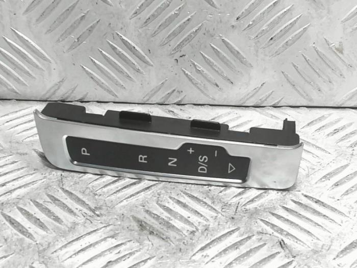 Gebruikte Display Interieur Audi A5 Prijs € 25,00 Inclusief btw aangeboden door Automaterialen Ronald Morien B.V.