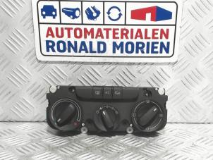 Gebruikte Kachel Bedieningspaneel Audi A3 Sportback (8PA) 1.4 TFSI 16V Prijs € 49,00 Margeregeling aangeboden door Automaterialen Ronald Morien B.V.