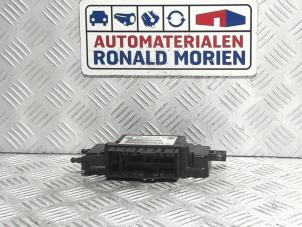 Gebruikte Module Airbag BMW 1 serie (F20) 120d 2.0 16V Prijs € 50,00 Margeregeling aangeboden door Automaterialen Ronald Morien B.V.