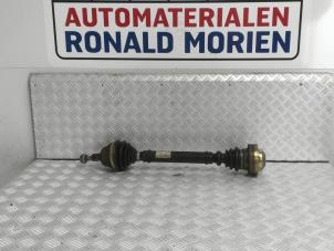 Gebruikte Steekas rechts-voor Audi TT Prijs € 49,00 Margeregeling aangeboden door Automaterialen Ronald Morien B.V.