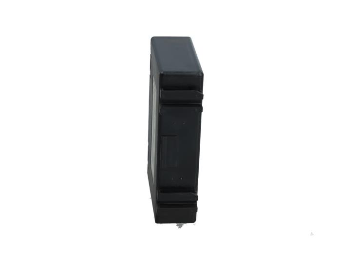 Gebruikte Computer Diversen Opel Signum (F48) 3.0 CDTI V6 24V Prijs € 49,00 Margeregeling aangeboden door Automaterialen Ronald Morien B.V.