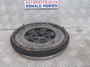 Gebruikte Vliegwiel Volkswagen Scirocco (137/13AD) 2.0 TDI 16V Prijs € 95,00 Margeregeling aangeboden door Automaterialen Ronald Morien B.V.