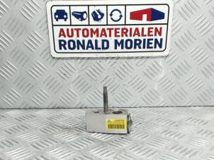 Gebruikte Expansieklep airco Opel Astra Prijs € 25,00 Margeregeling aangeboden door Automaterialen Ronald Morien B.V.