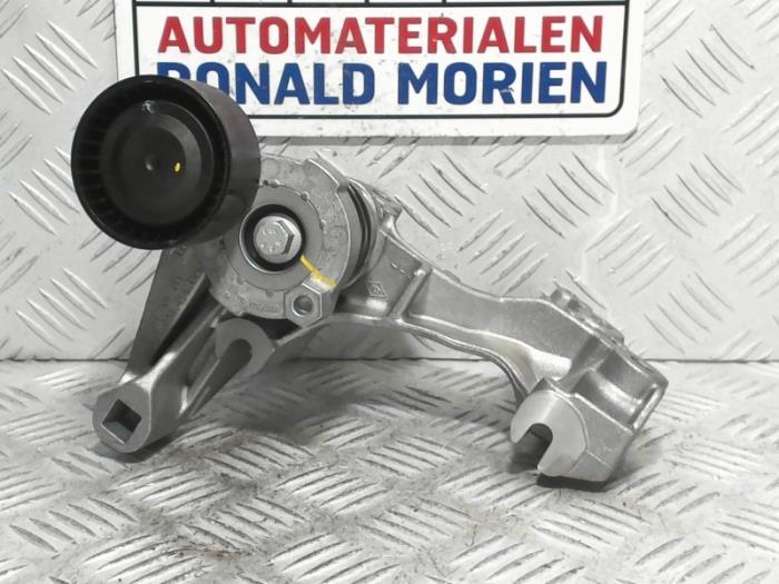 Gebruikte Spanrol Multiriem Renault Captur I (2R) 1.2 TCE 16V EDC Prijs € 50,00 Inclusief btw aangeboden door Automaterialen Ronald Morien B.V.