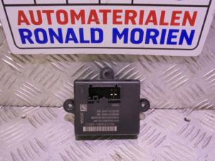 Gebruikte Deur module Ford Kuga II (DM2) 2.0 TDCi 16V 150 4x4 Prijs € 35,00 Margeregeling aangeboden door Automaterialen Ronald Morien B.V.