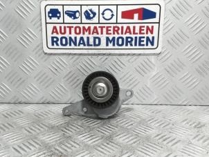 Gebruikte Spanrol Multiriem Opel Astra Mk.7 1.4 Turbo 16V Prijs € 20,00 Inclusief btw aangeboden door Automaterialen Ronald Morien B.V.
