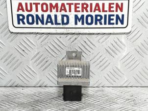 Gebruikte Voorgloei Relais Renault Master Prijs € 25,00 Margeregeling aangeboden door Automaterialen Ronald Morien B.V.