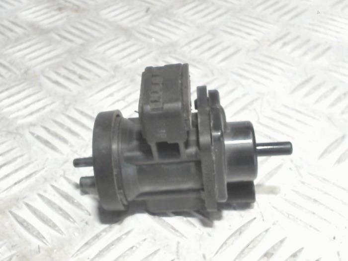 Gebruikte Turbodruk sensor Mercedes E (W210) 3.0 E-300D Turbo 24V Prijs € 20,00 Margeregeling aangeboden door Automaterialen Ronald Morien B.V.