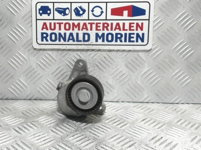 Gebruikte Spanrol Multiriem Audi A5 Prijs € 25,00 Inclusief btw aangeboden door Automaterialen Ronald Morien B.V.