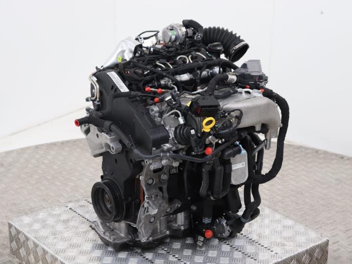 Gebruikte Motor Volkswagen Golf VIII (CD1) 2.0 TDI BlueMotion 16V Prijs € 4.779,50 Inclusief btw aangeboden door Automaterialen Ronald Morien B.V.