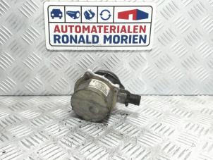Gebruikte Vacuumpomp (Diesel) Renault Scénic II (JM) 1.5 dCi 100 Prijs € 35,00 Margeregeling aangeboden door Automaterialen Ronald Morien B.V.