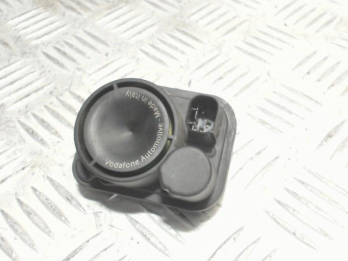 Alarm sirene van een Opel Insignia Grand Sport 1.5 Turbo 16V 165 2018