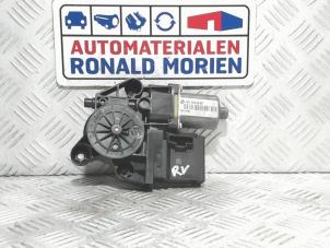 Gebruikte Raammotor Portier Renault Megane III Grandtour (KZ) 1.5 dCi 110 Prijs € 25,00 Margeregeling aangeboden door Automaterialen Ronald Morien B.V.