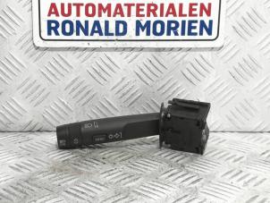 Gebruikte Pinker Schakelaar Opel Karl 1.0 12V Prijs € 19,00 Margeregeling aangeboden door Automaterialen Ronald Morien B.V.